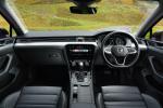 Volkswagen Passat SEL 2019 года (UK)